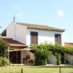 بيت ضيافة Quinta Do Rio Country 3*